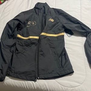 New balance windbreaker